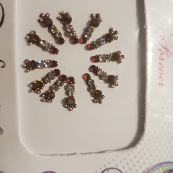 5 /$20 Indian Bindi - Picture 8 of 8